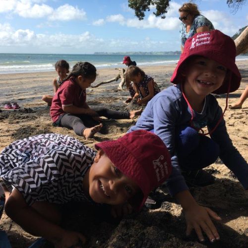 Kelston-Primary-Cornwallis-Beach-Trip-2018 (9).jpg